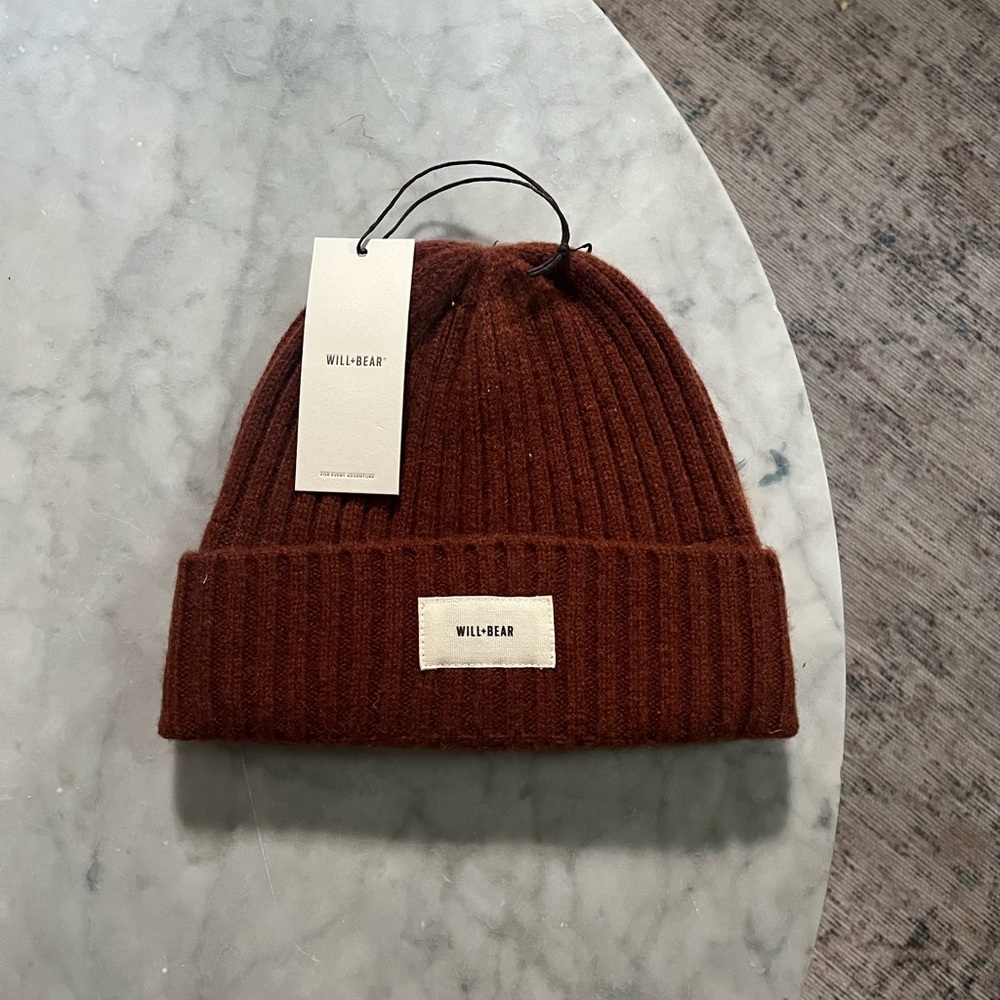 NWT Levi Copper will + bear beanie